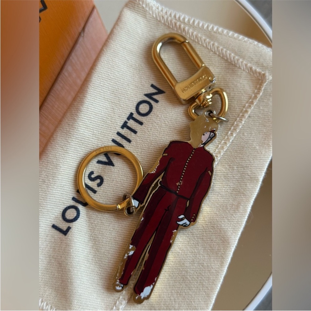Louis Vuitton very rare Le Groom bag charm key ring - Picture 4 of 7